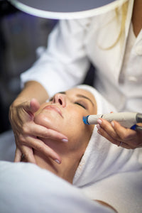 HydraFacial transforms skin, rejuvenates and rehydrates winter skin.